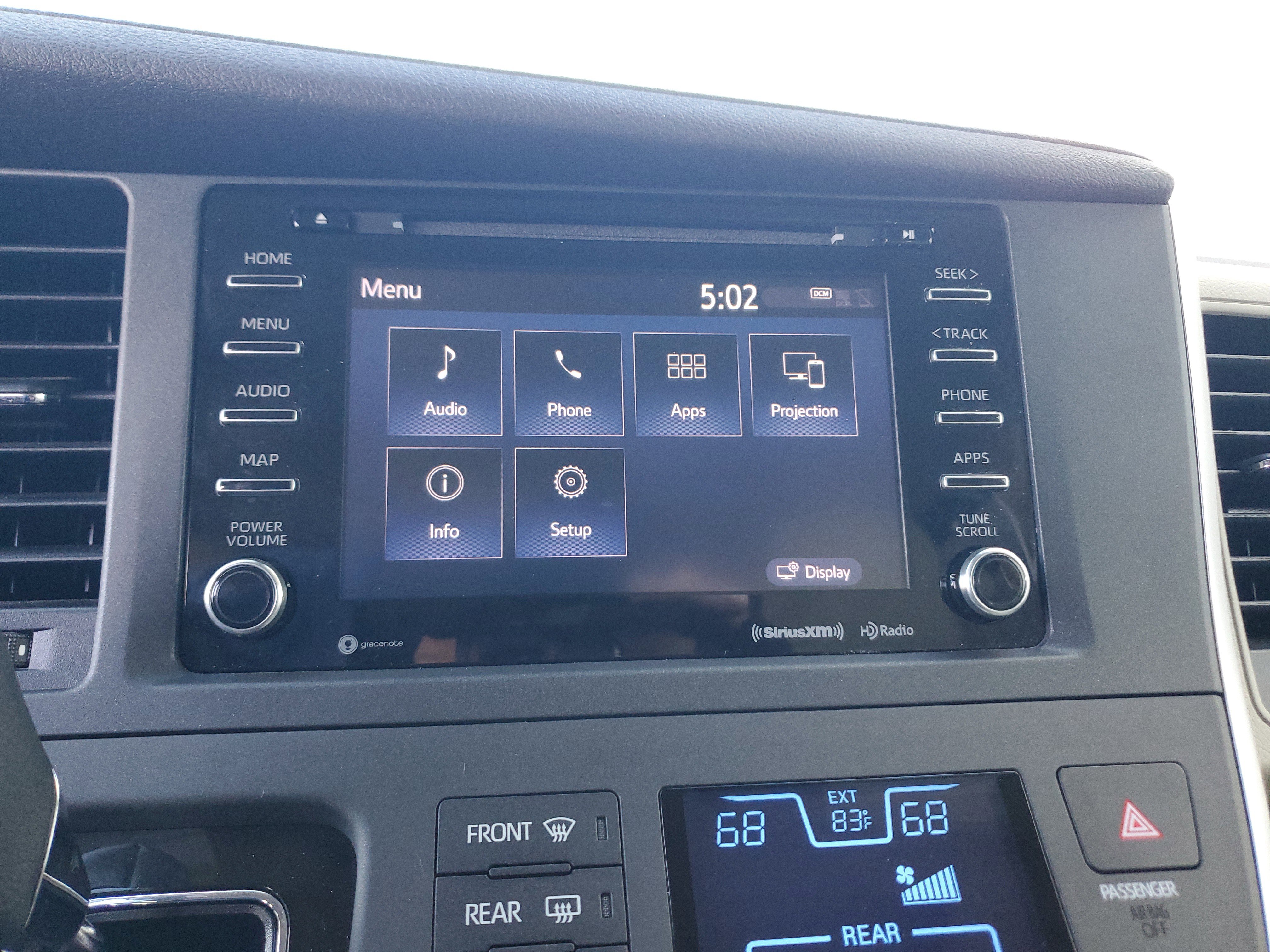 Used 2020 Toyota Sienna XLE image 26