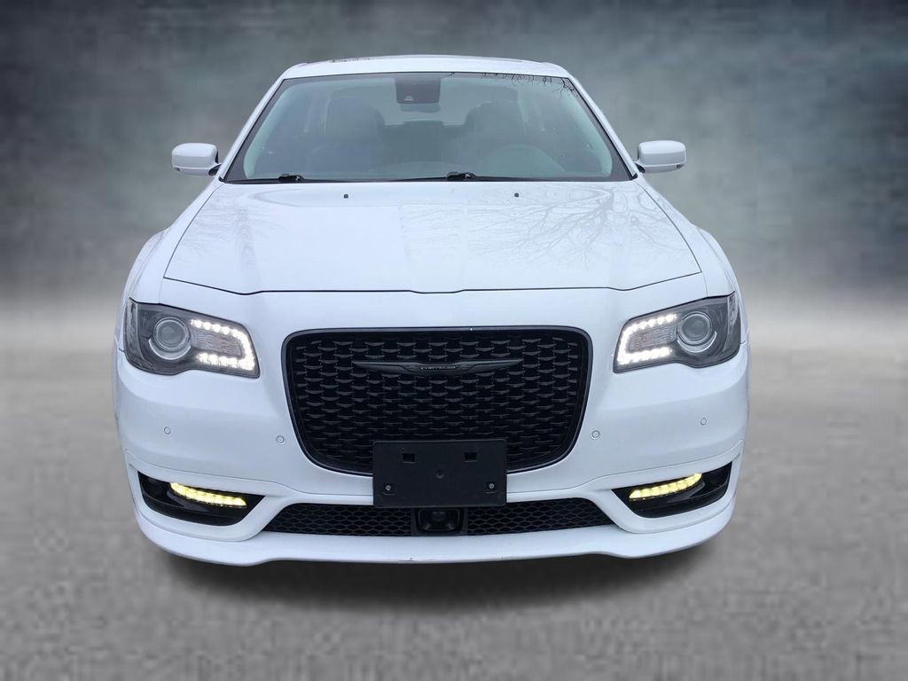 Used 2023 Chrysler 300 Touring L w/ Popular Equipment Group image 12
