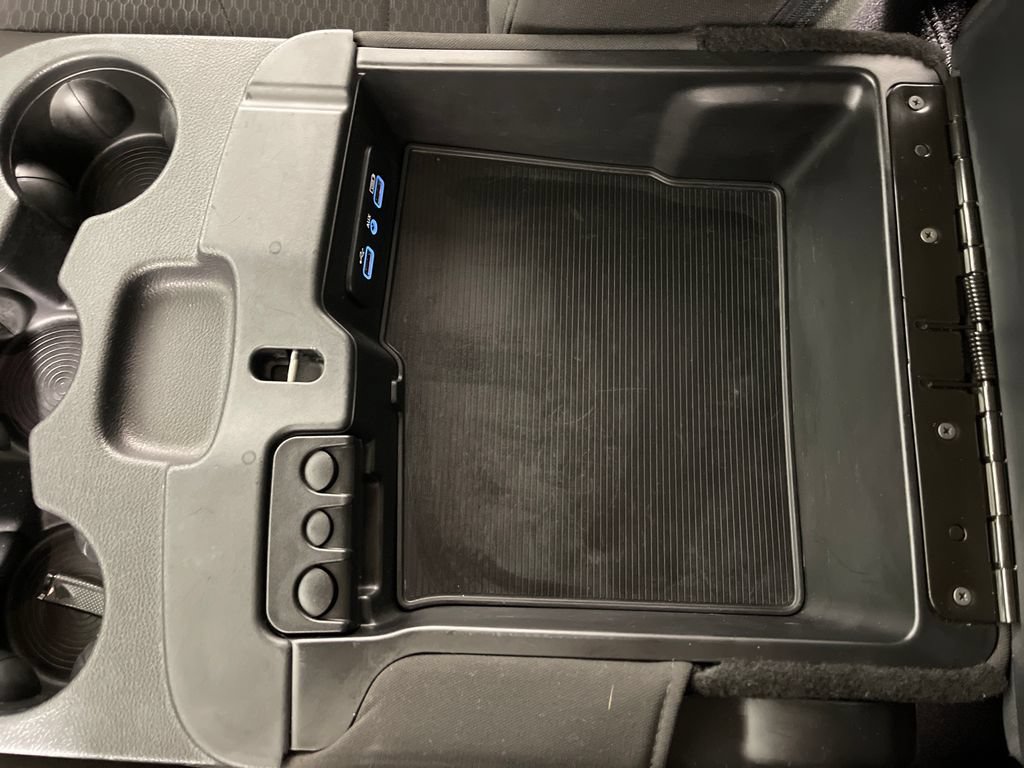Used 2020 RAM 1500 Warlock RWD image 23