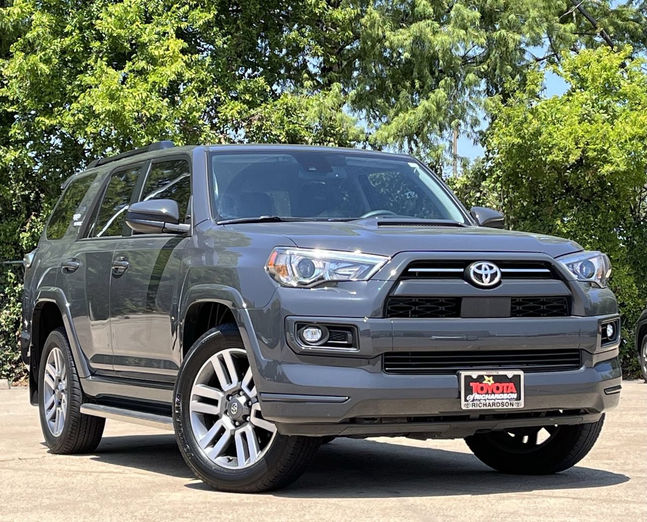 Used 2024 Toyota 4Runner TRD Sport AWD/4WD image 2