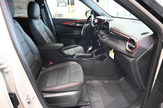 New 2026 Chevrolet TrailBlazer RS w/ Convenience Package FWD image 10