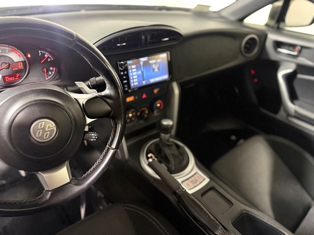 Used 2017 Toyota 86 860 Special Edition RWD image 17