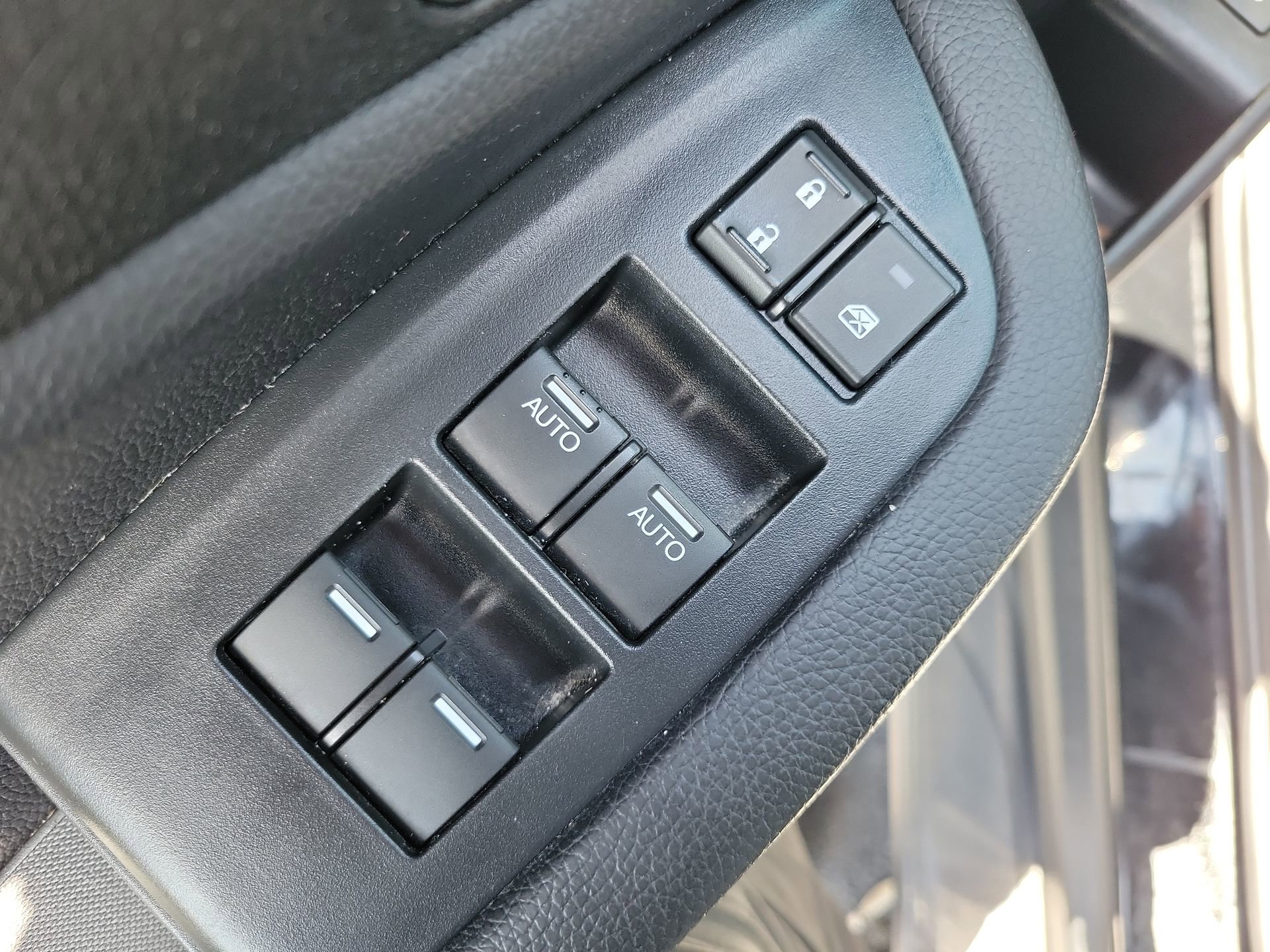Used 2022 Honda Pilot Black Edition image 19