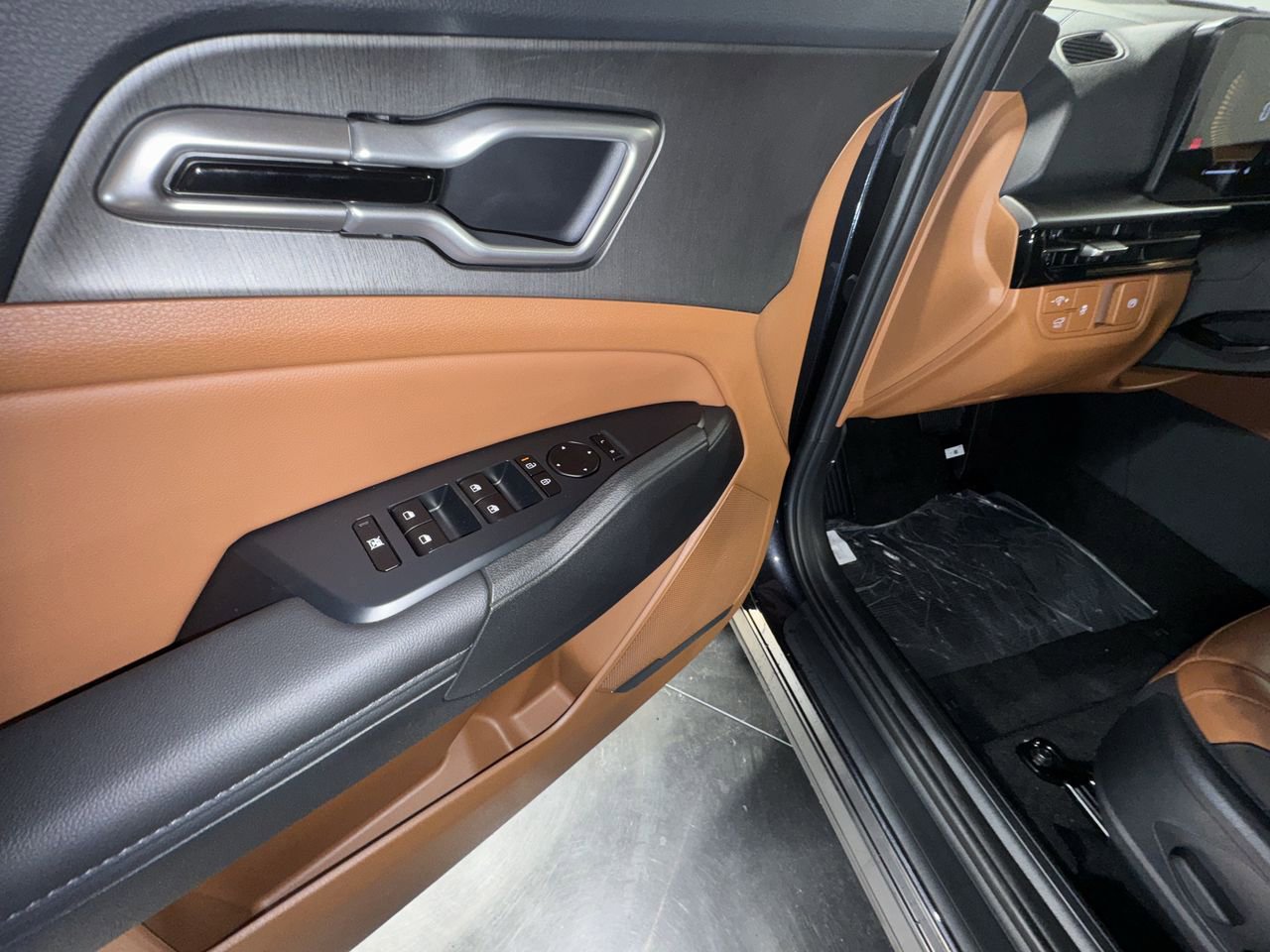 New 2026 Kia Sportage X-Line image 17