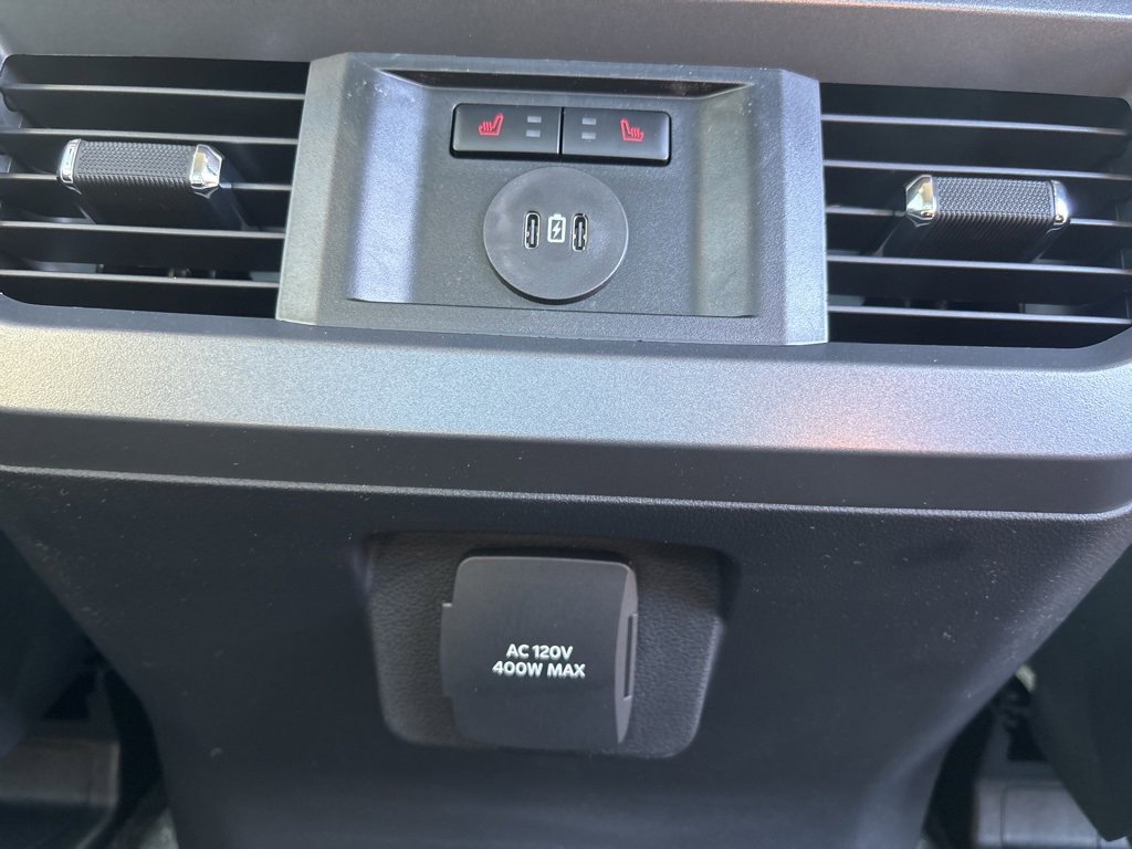 New 2025 Ford F250 Lariat w/ Chrome Package image 13