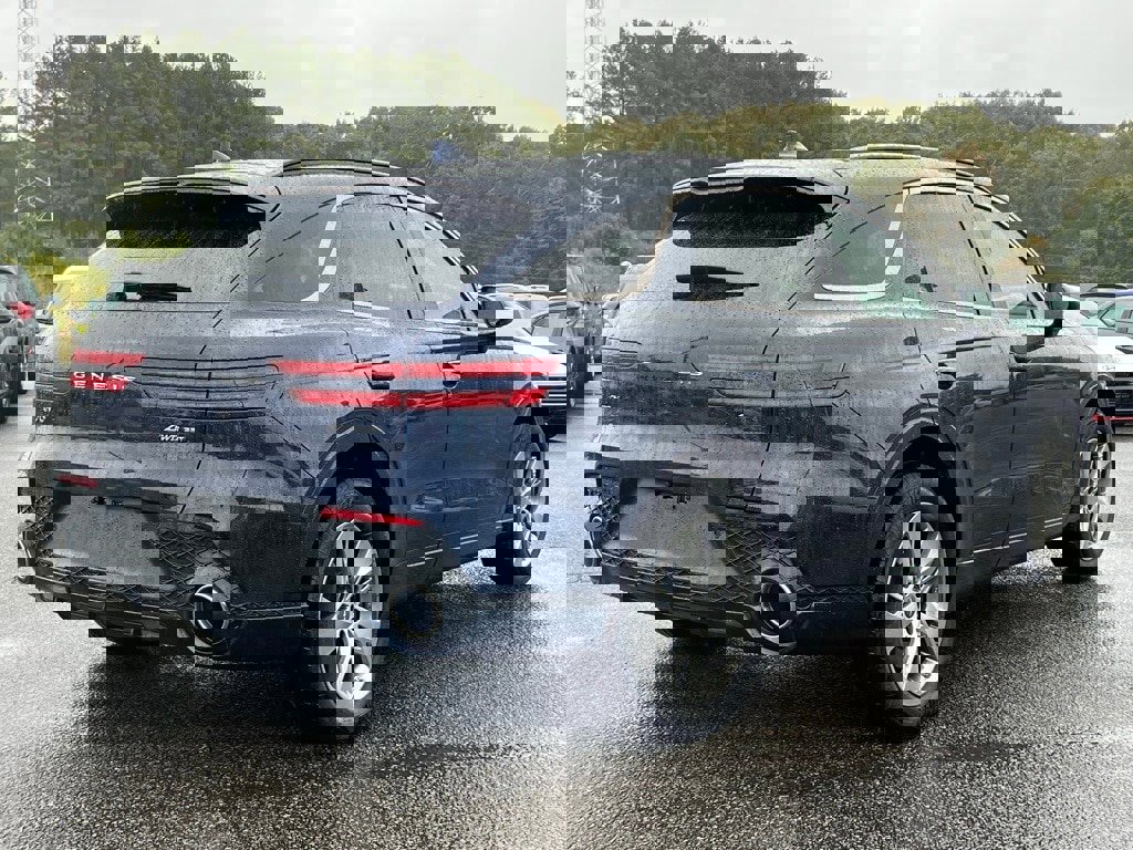 Used 2024 Genesis GV70 3.5T Sport image 5