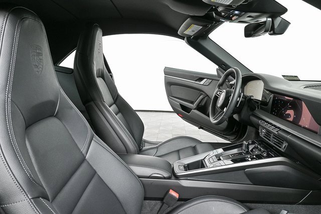 Certified 2025 Porsche 911 Carrera image 19