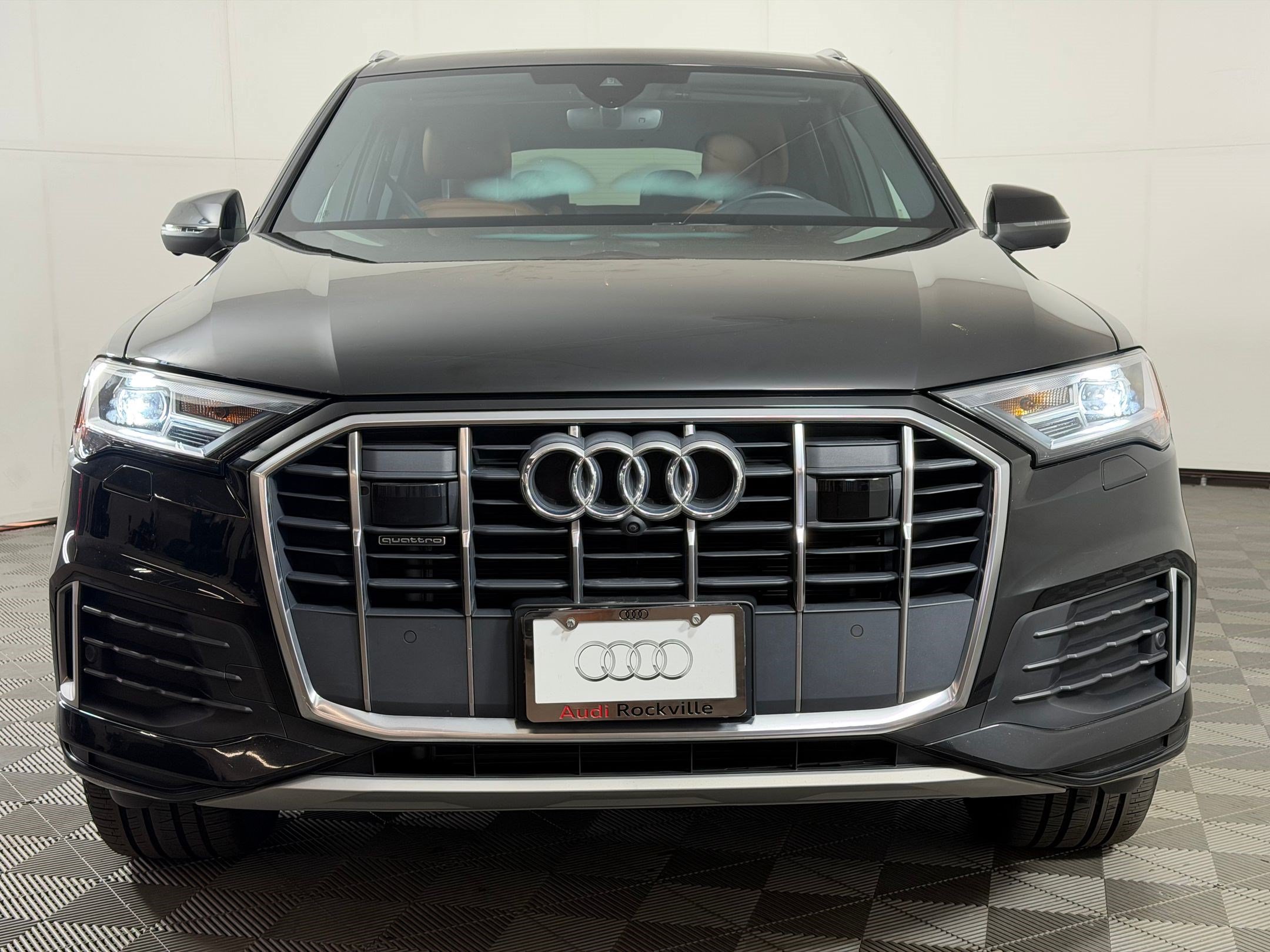 Used 2023 Audi Q7 2.0T Premium w/ Convenience Package AWD/4WD image 6
