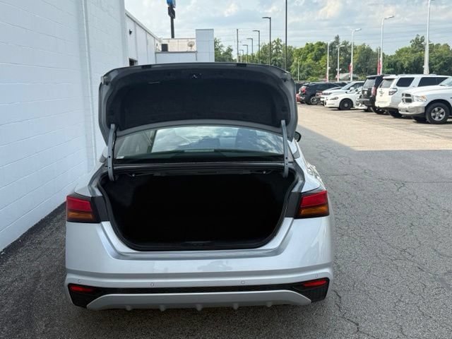 Used 2025 Nissan Altima 2.5 SV FWD image 9