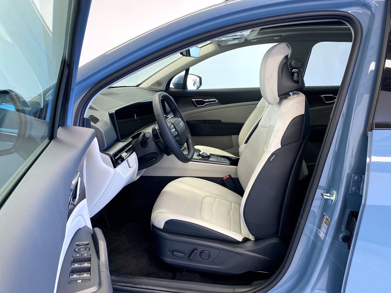 New 2027 Kia Sportage SX Prestige AWD/4WD image 16