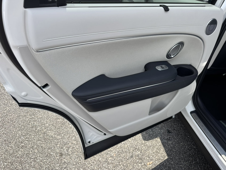 New 2026 Hyundai Palisade Calligraphy image 13