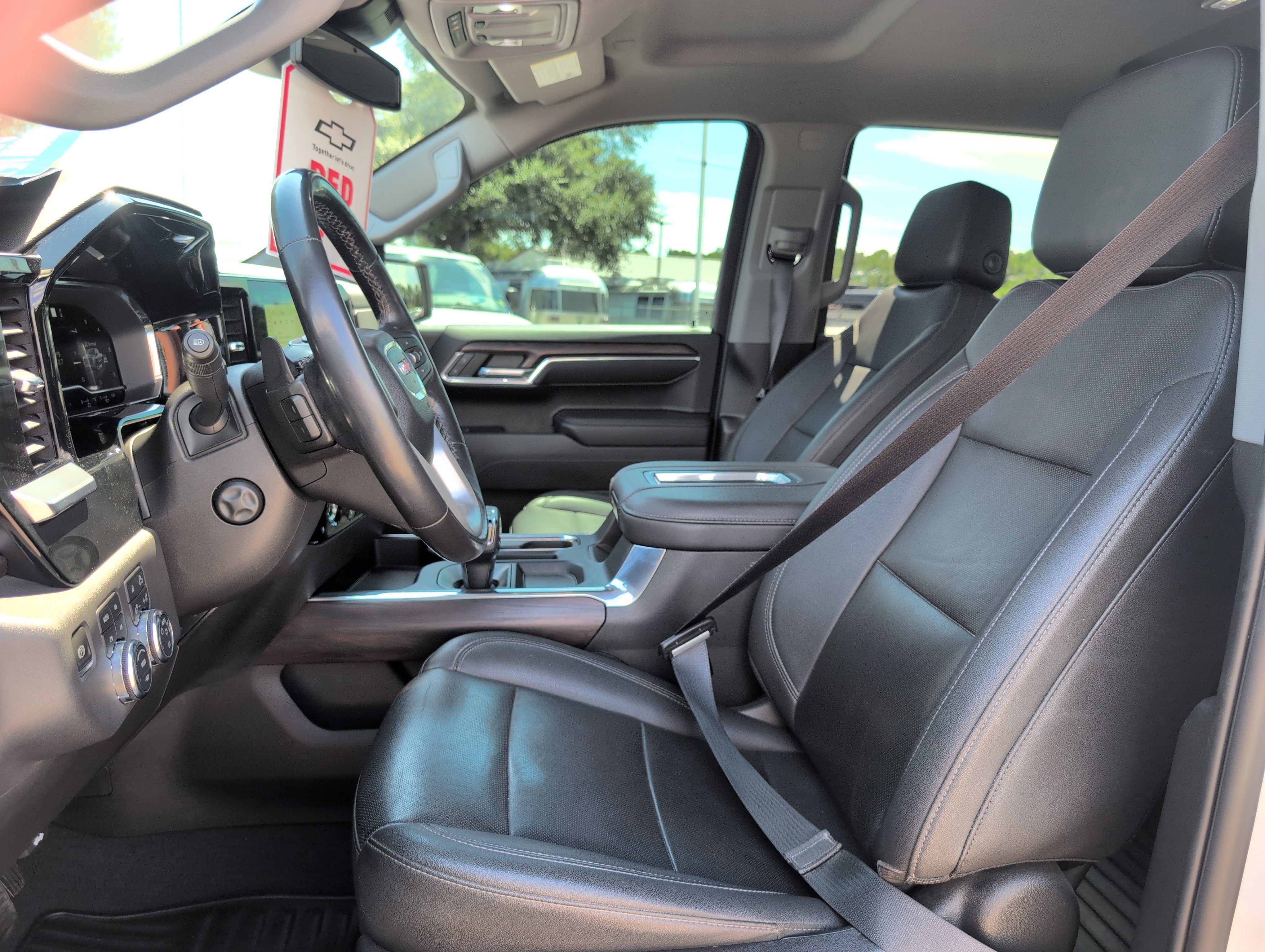 Used 2022 GMC Sierra 1500 SLT AWD/4WD image 14