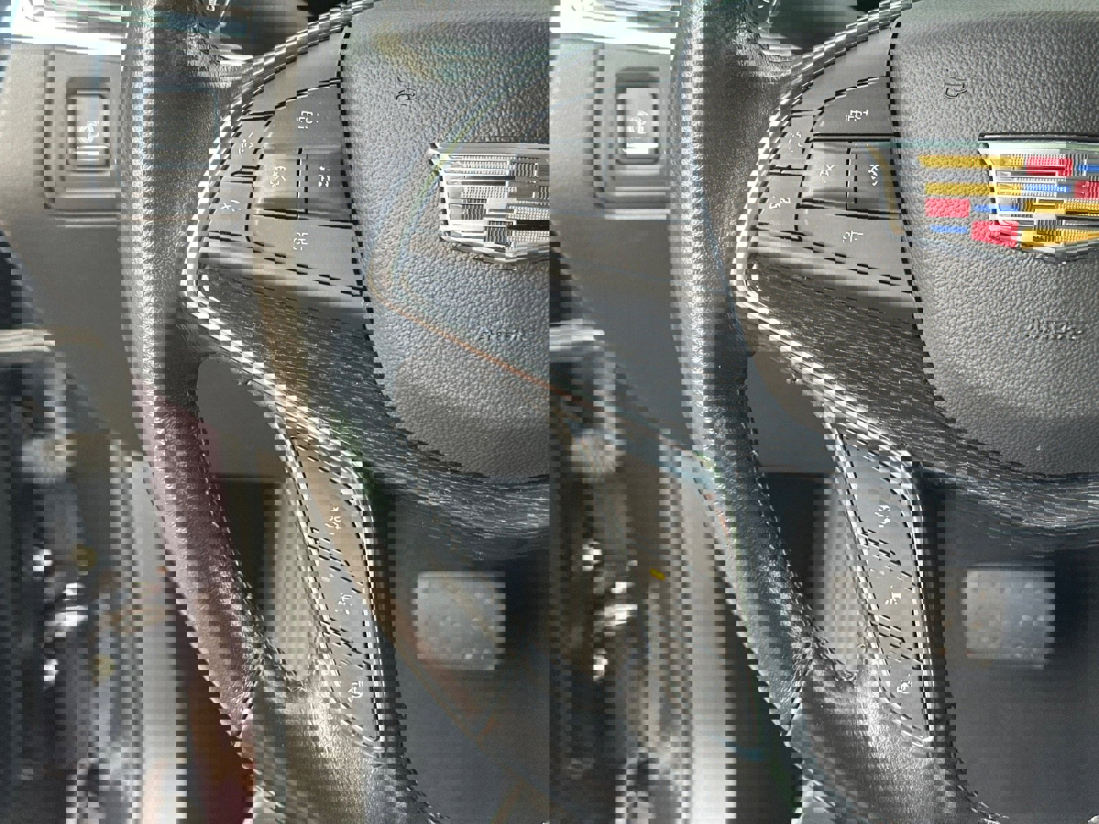 Used 2020 Cadillac XT5 Premium Luxury w/ LPO, Floor Liner Package image 25