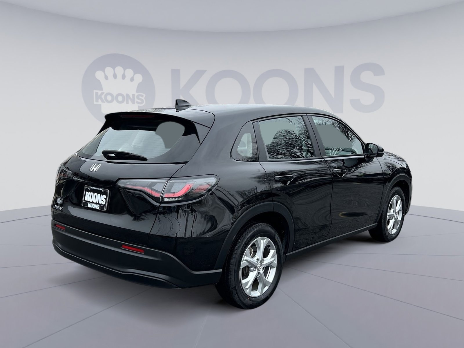 Used 2023 Honda HR-V LX image 7