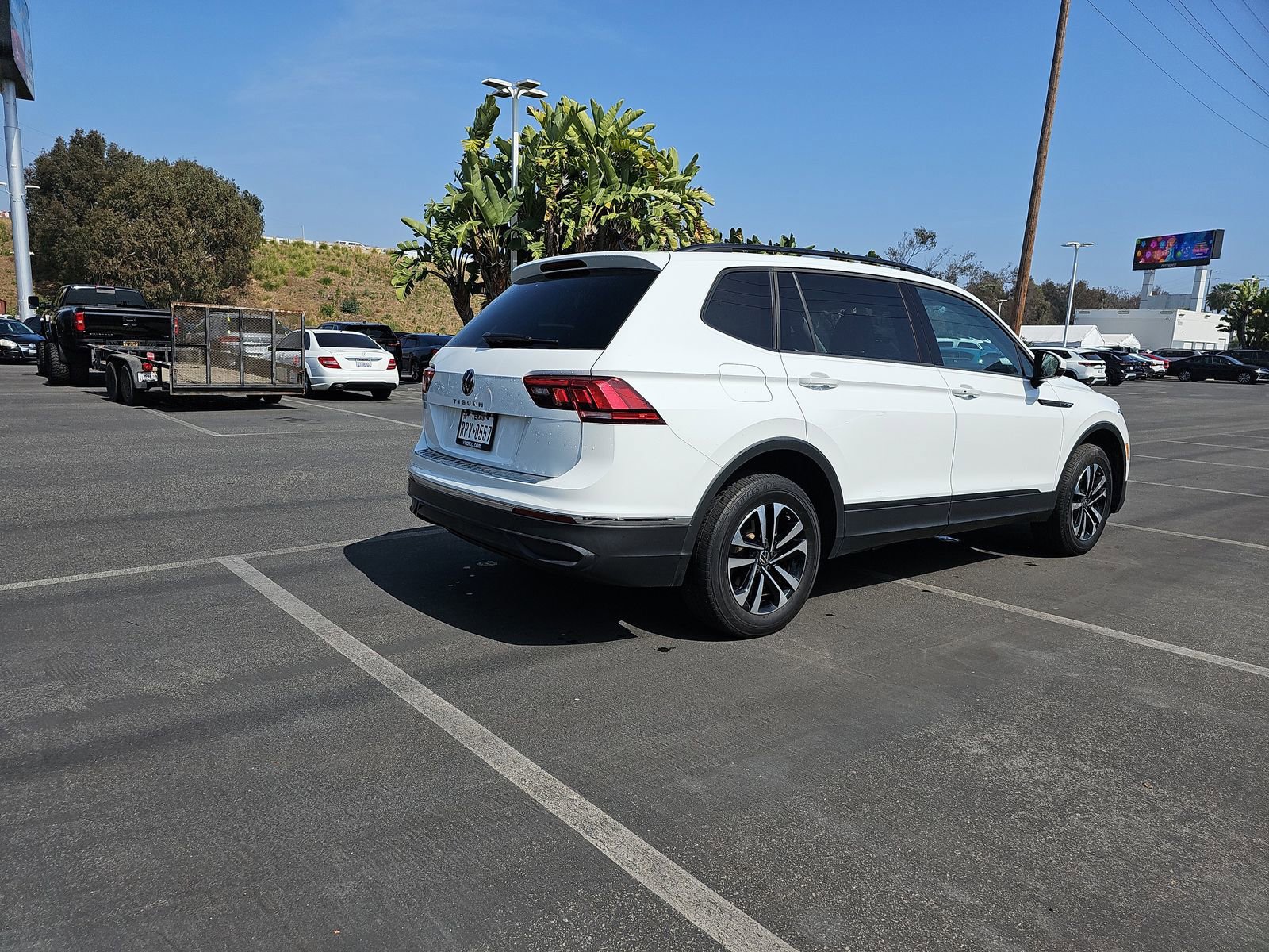 Used 2022 Volkswagen Tiguan S image 5
