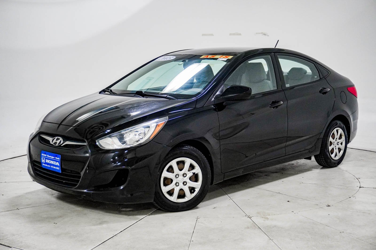 Used 2013 Hyundai Accent GLS image 1
