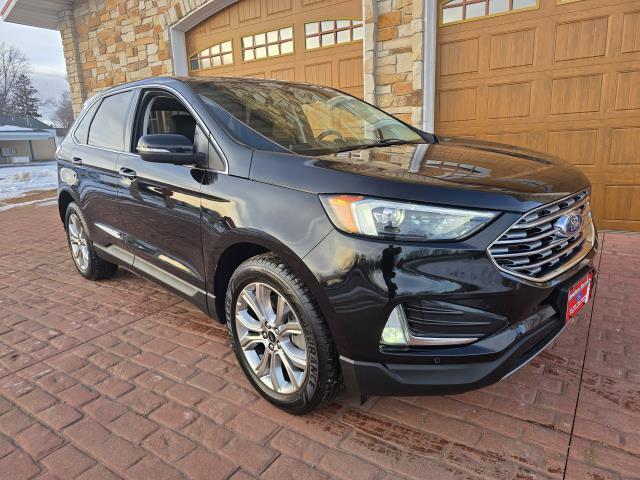 Used 2024 Ford Edge Titanium image 1