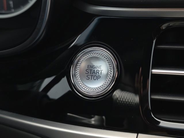 Used 2024 Genesis G70 3.3T Advanced RWD image 15