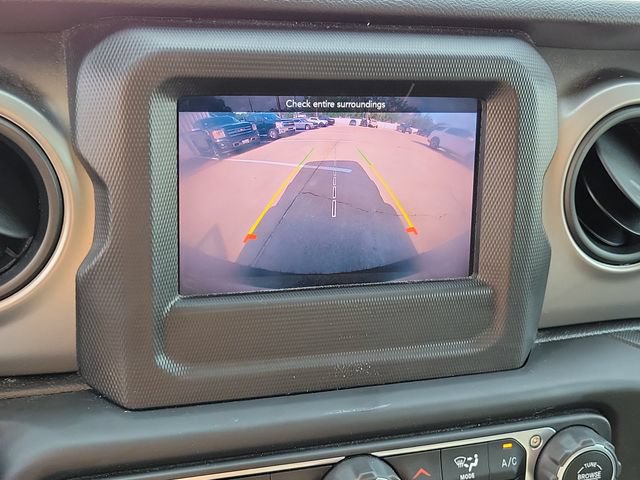 Used 2021 Jeep Wrangler Sport AWD/4WD image 21