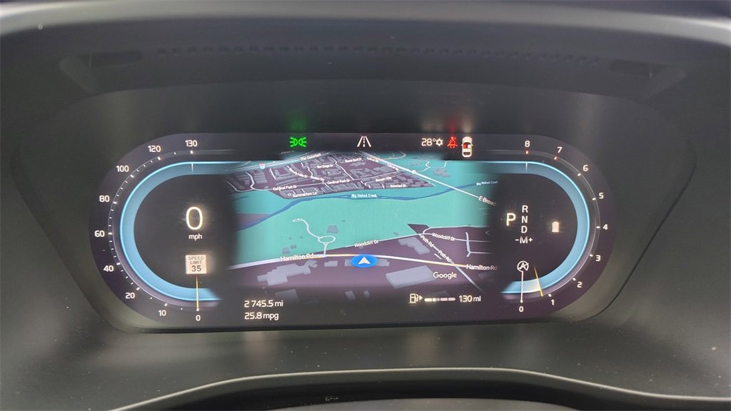 Used 2024 Volvo XC40 B5 Plus w/ Protection Package Premier image 14