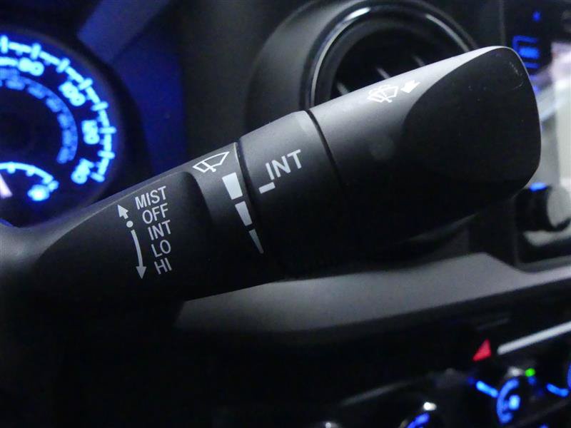 Used 2019 Toyota Tacoma TRD Sport AWD/4WD image 20