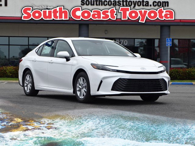 New 2025 Toyota Camry LE