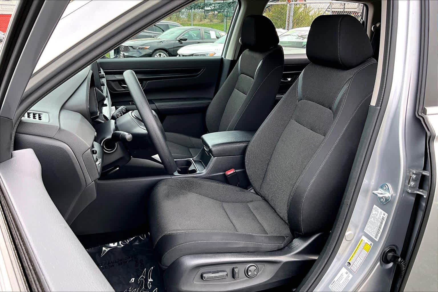 Used 2024 Honda CR-V EX image 8