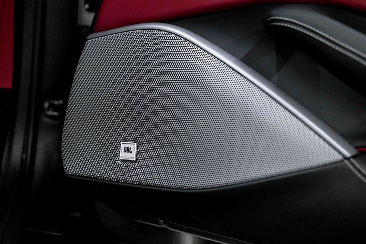 Used 2020 Ferrari Portofino RWD image 91