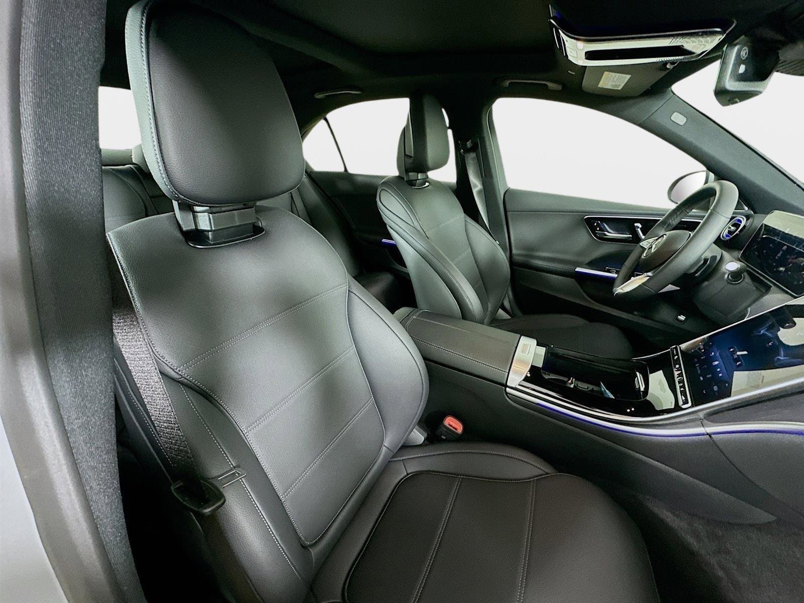 Certified 2026 Mercedes-Benz C 300 4MATIC Sedan image 36