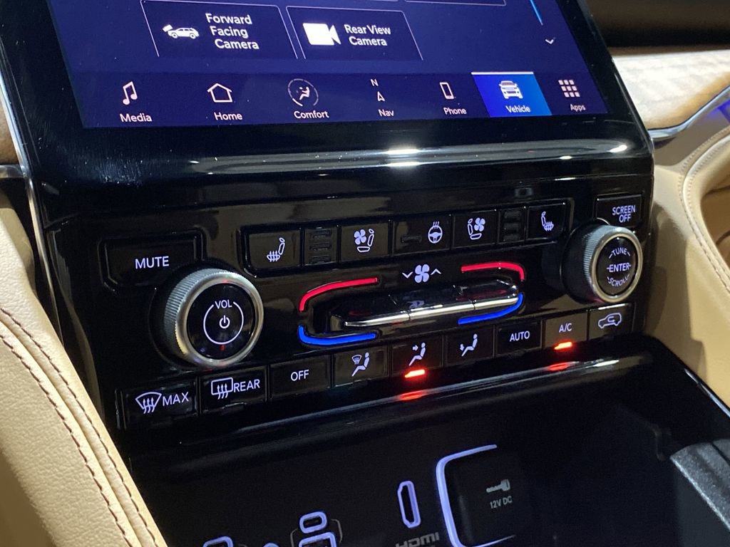 Used 2025 Jeep Grand Cherokee L Summit image 10