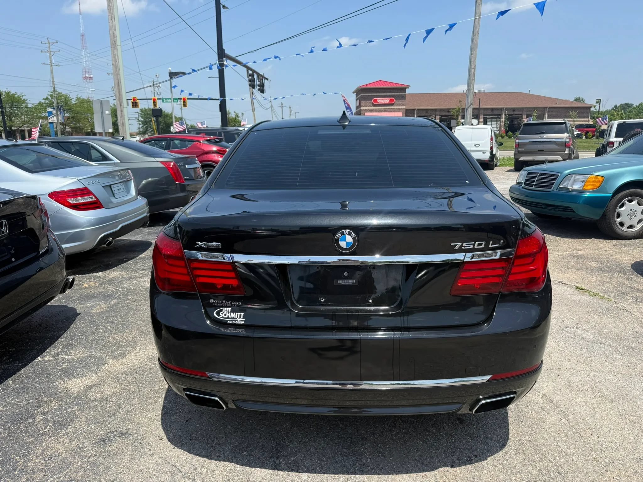 Used 2013 BMW 750Li xDrive AWD/4WD image 5