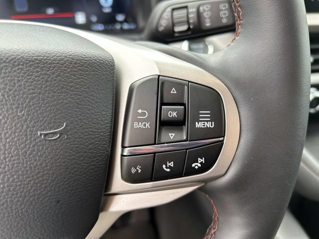 Used 2026 Ford Explorer Active w/ Active Comfort Package AWD/4WD image 23