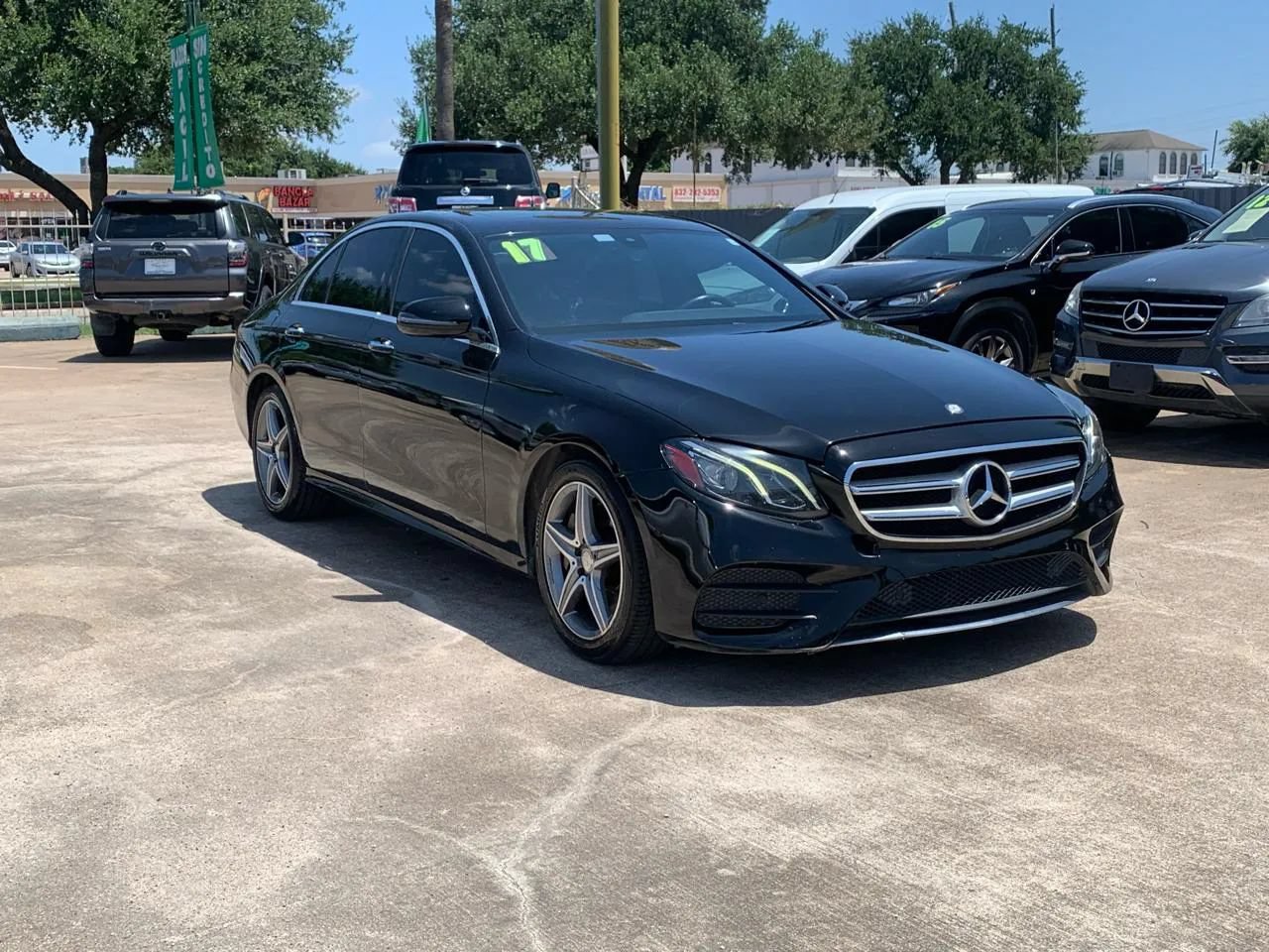 Used 2017 Mercedes-Benz E 300 image 3