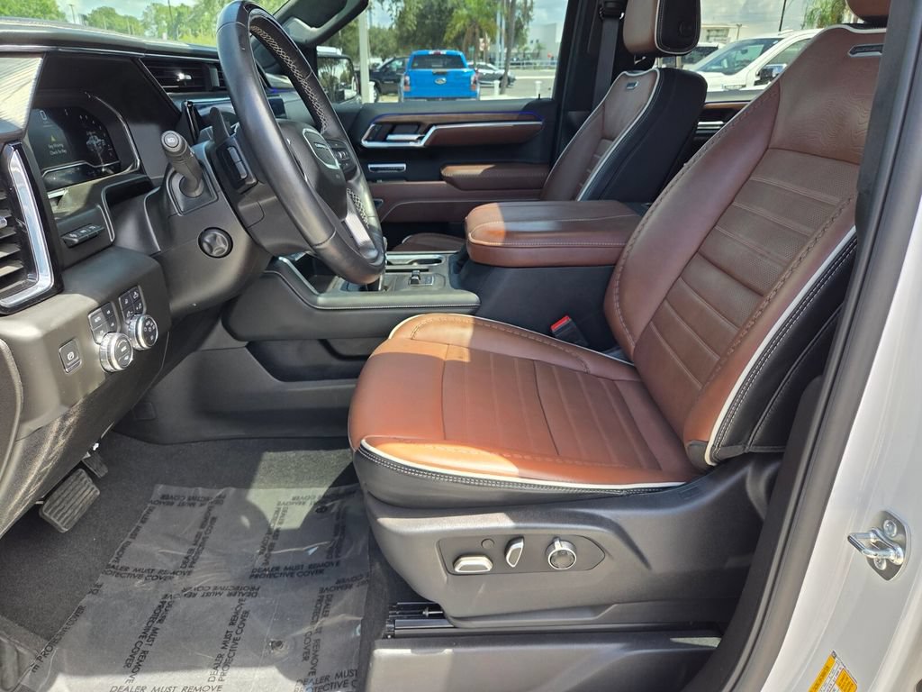 Used 2025 GMC Sierra 1500 Denali Ultimate AWD/4WD image 6