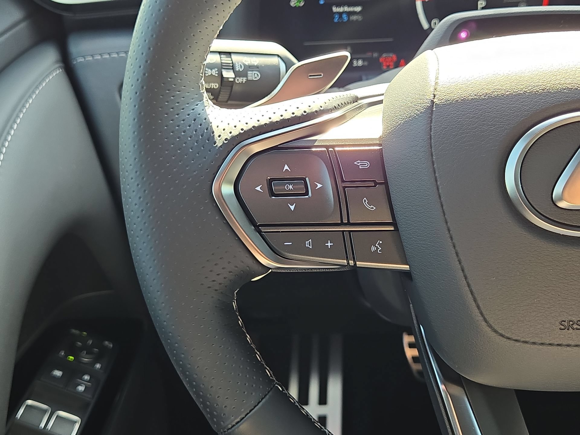 New 2026 Lexus LX 600 F Sport AWD/4WD image 21