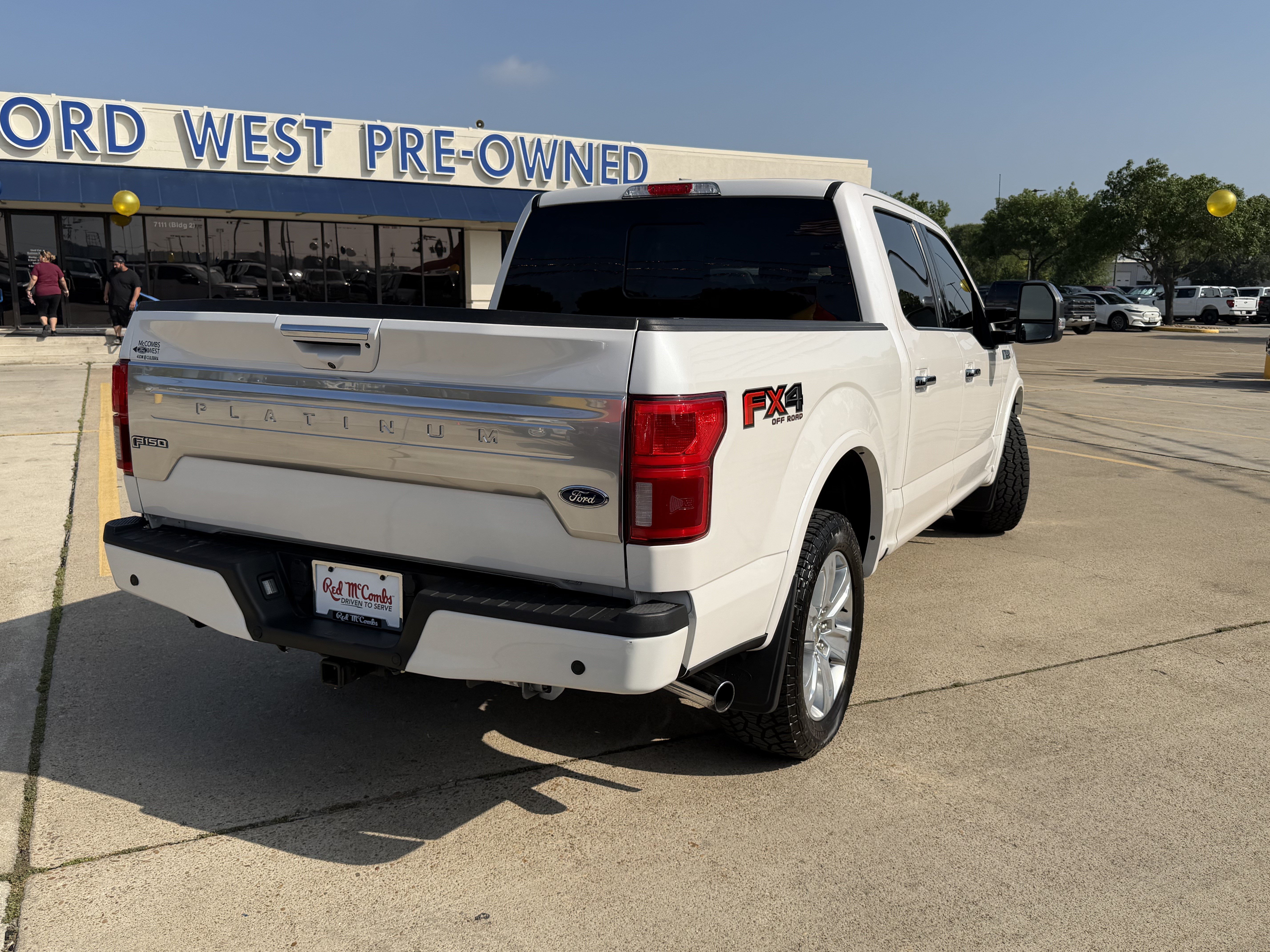 Used 2019 Ford F150 Platinum w/ Equipment Group 701A Luxury AWD/4WD image 6