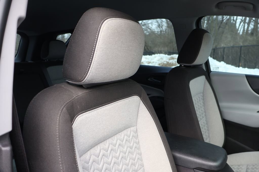 Certified 2024 Chevrolet Equinox LS w/ Driver Confidence II Package image 41