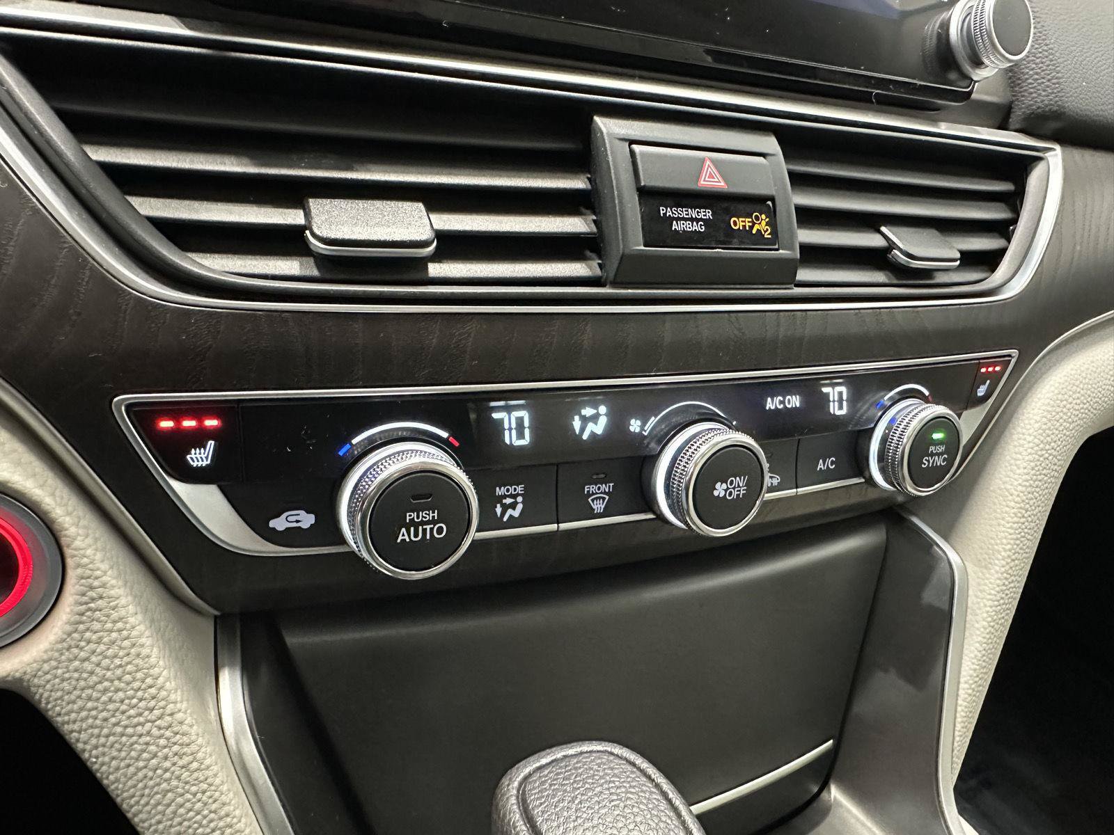 Used 2018 Honda Accord EX image 22