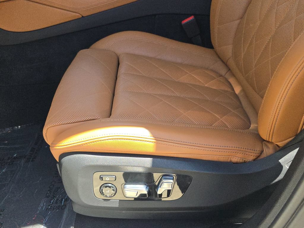 Used 2024 BMW X6 xDrive40i w/ Premium Package AWD/4WD image 20
