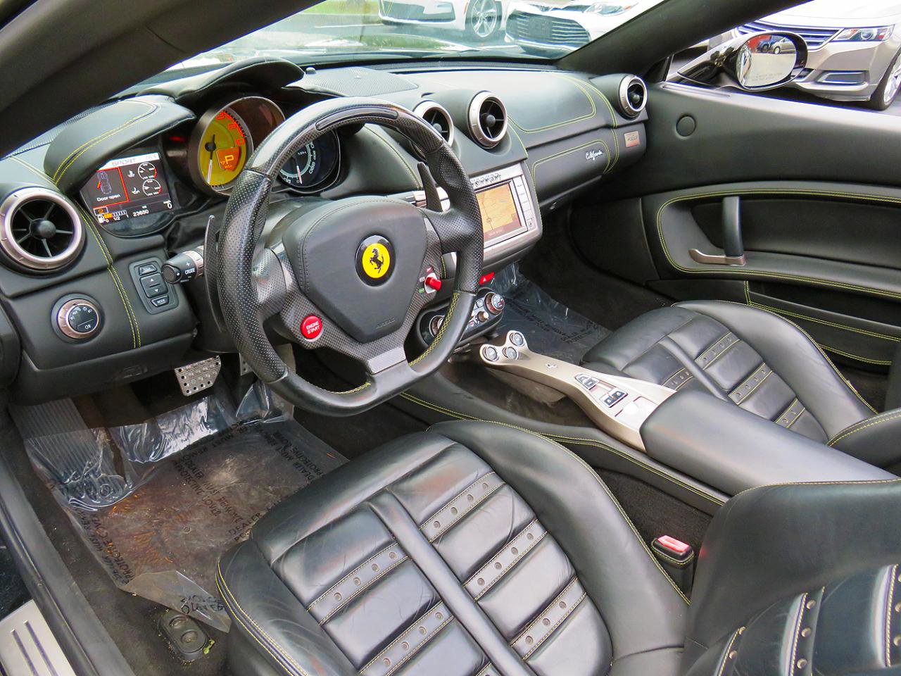 Used 2011 Ferrari California image 21