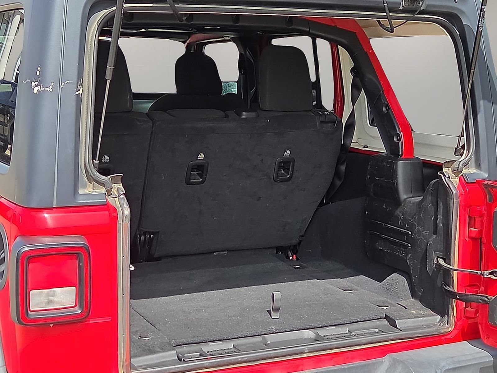 Used 2023 Jeep Wrangler Unlimited Sport AWD/4WD image 8