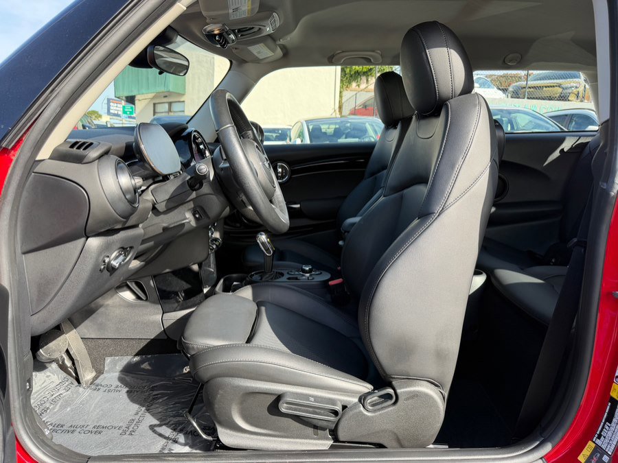 Used 2022 MINI Cooper SE image 10