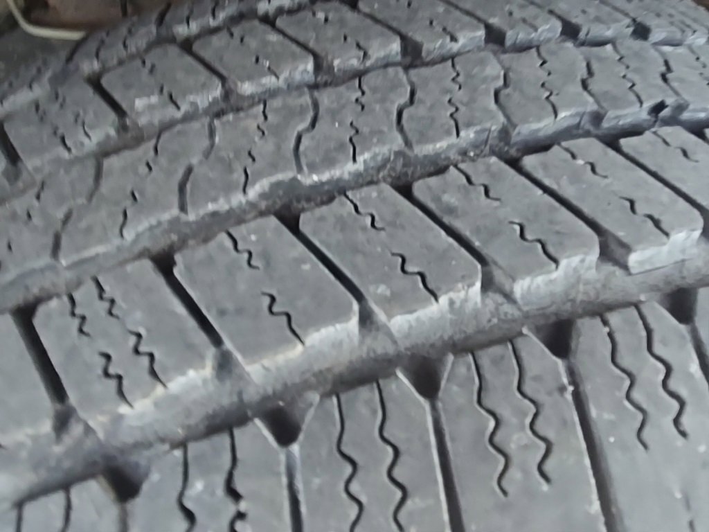 Used 2015 Nissan Titan SV w/ SV Value Truck Package image 36