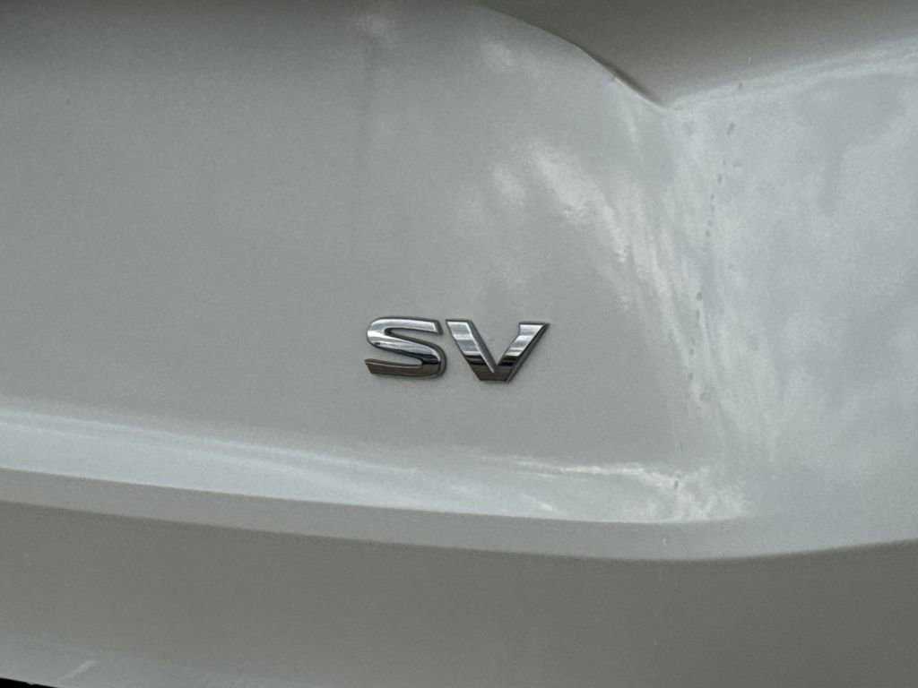 Used 2023 Nissan Rogue SV image 10