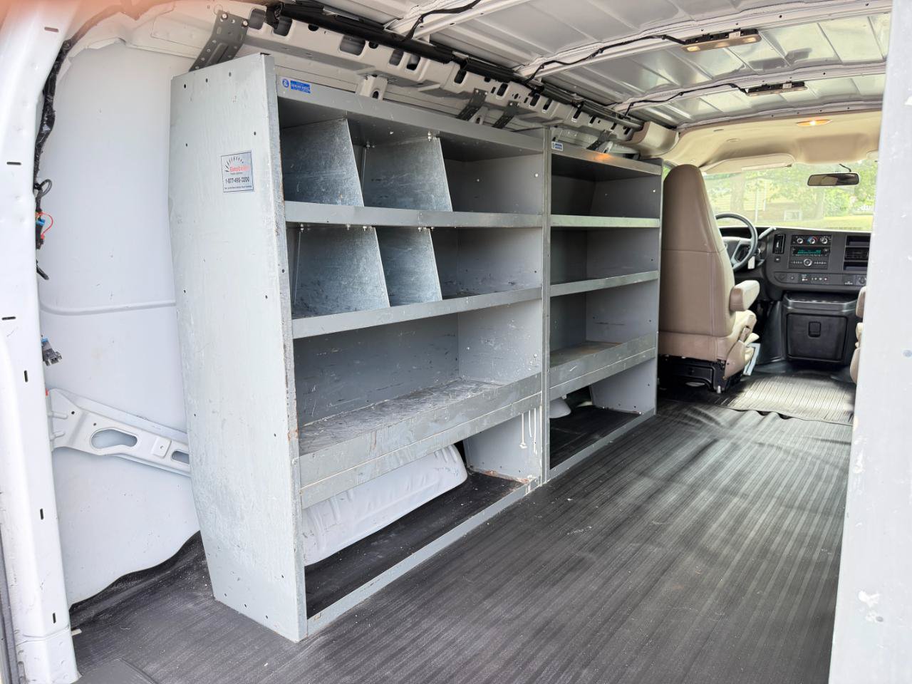 Used 2019 GMC Savana 3500 RWD image 28