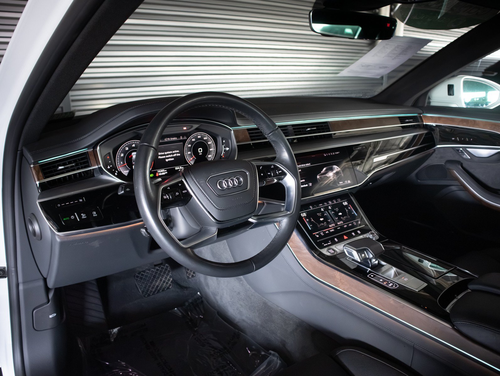 Used 2023 Audi A8 L 3.0T AWD/4WD image 17