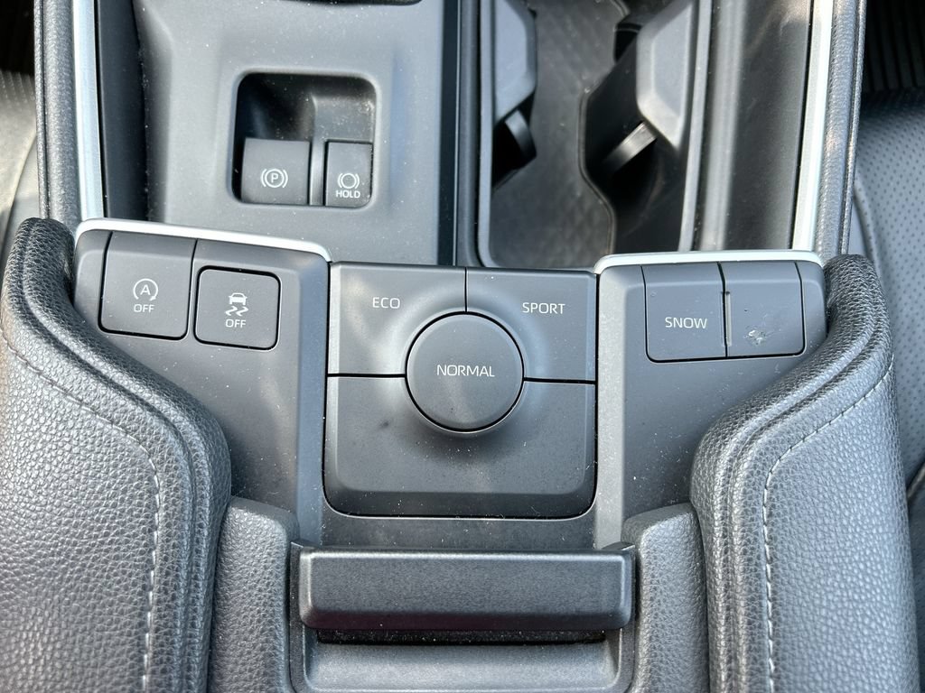 Used 2025 Toyota Grand Highlander FWD image 35