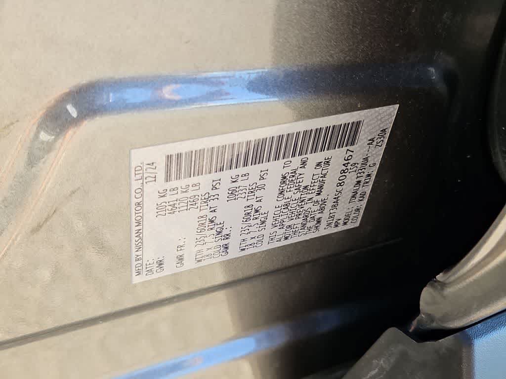Used 2025 Nissan Rogue SV FWD image 25