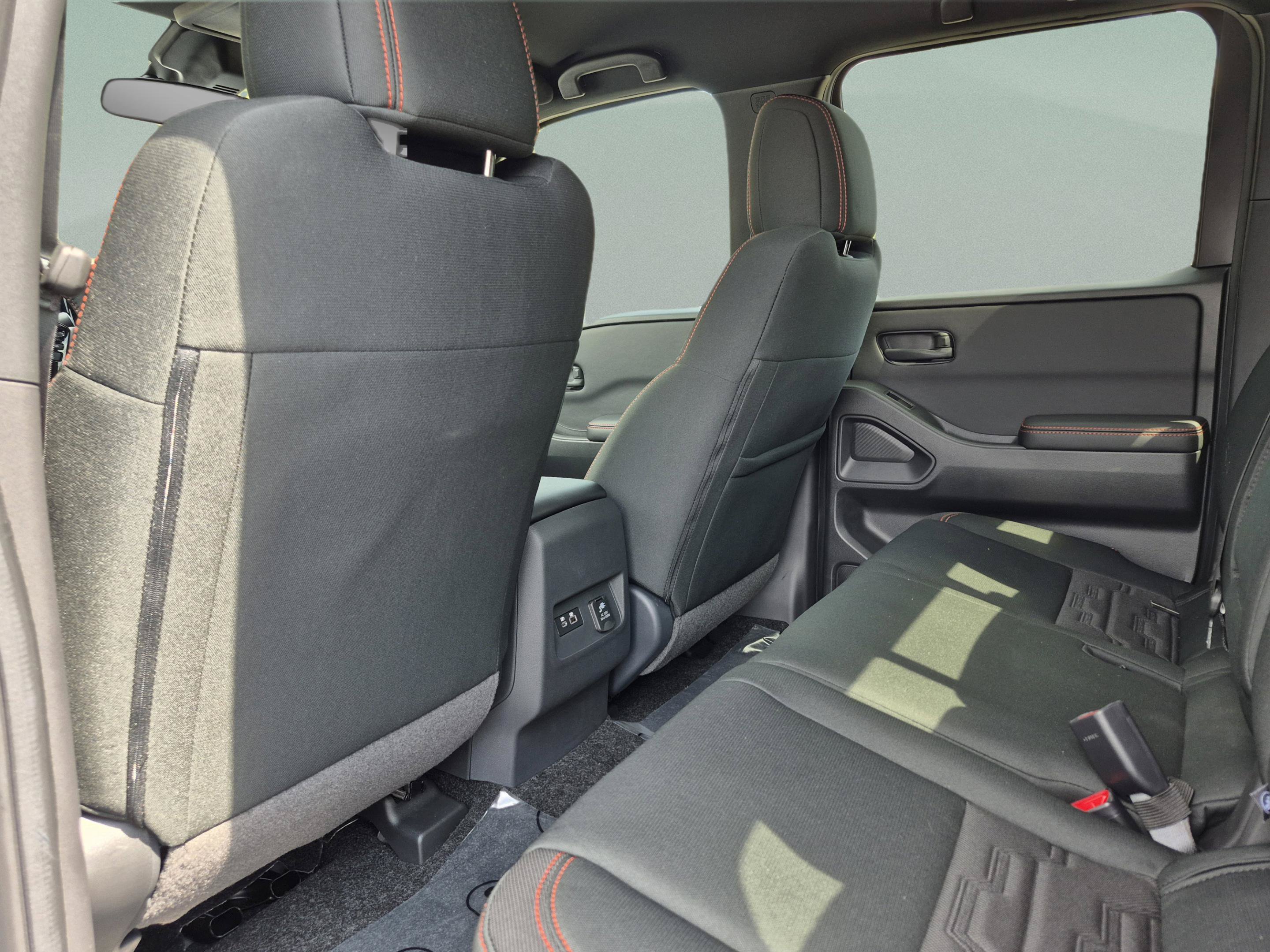 New 2026 Nissan Frontier PRO-4X w/ Pro-4x Convenience Package AWD/4WD image 16
