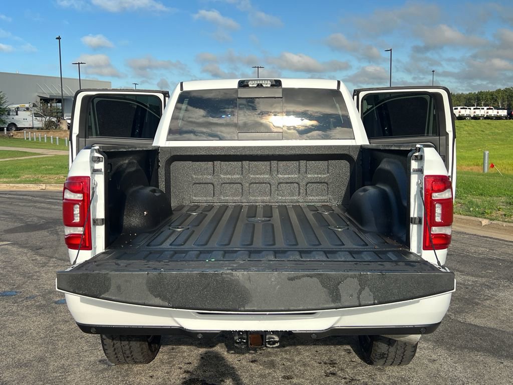 Used 2024 RAM 2500 Limited image 44